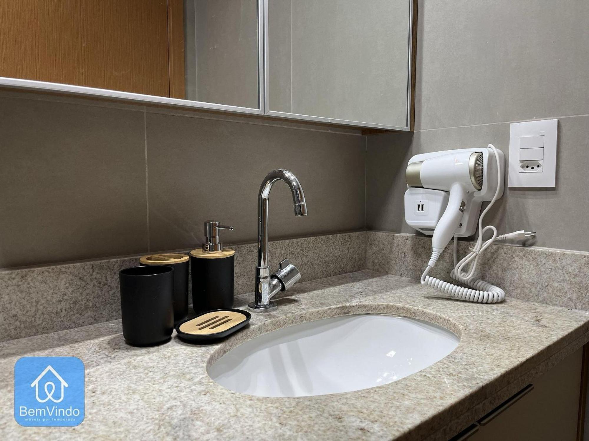 Apartamento Estudio Estiloso E Bem Equipado Na Barra Salvador